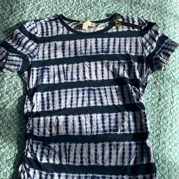 Michael Kors short sleeved Size M - Picture 1 of 4